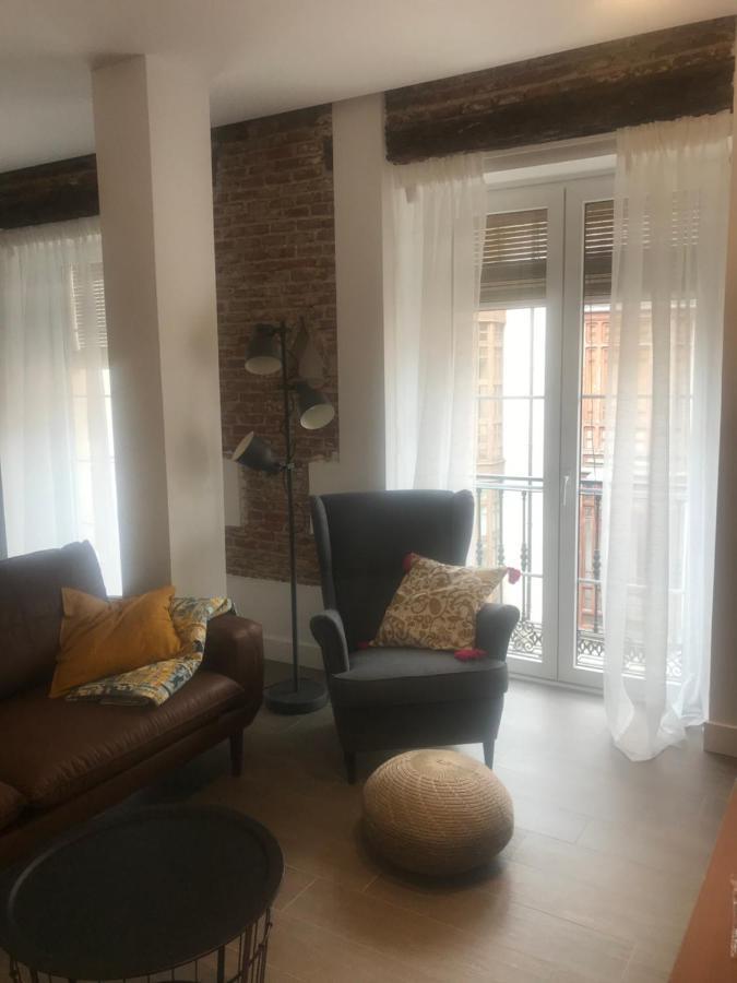 Apartamentos Duke Valladolid Bagian luar foto